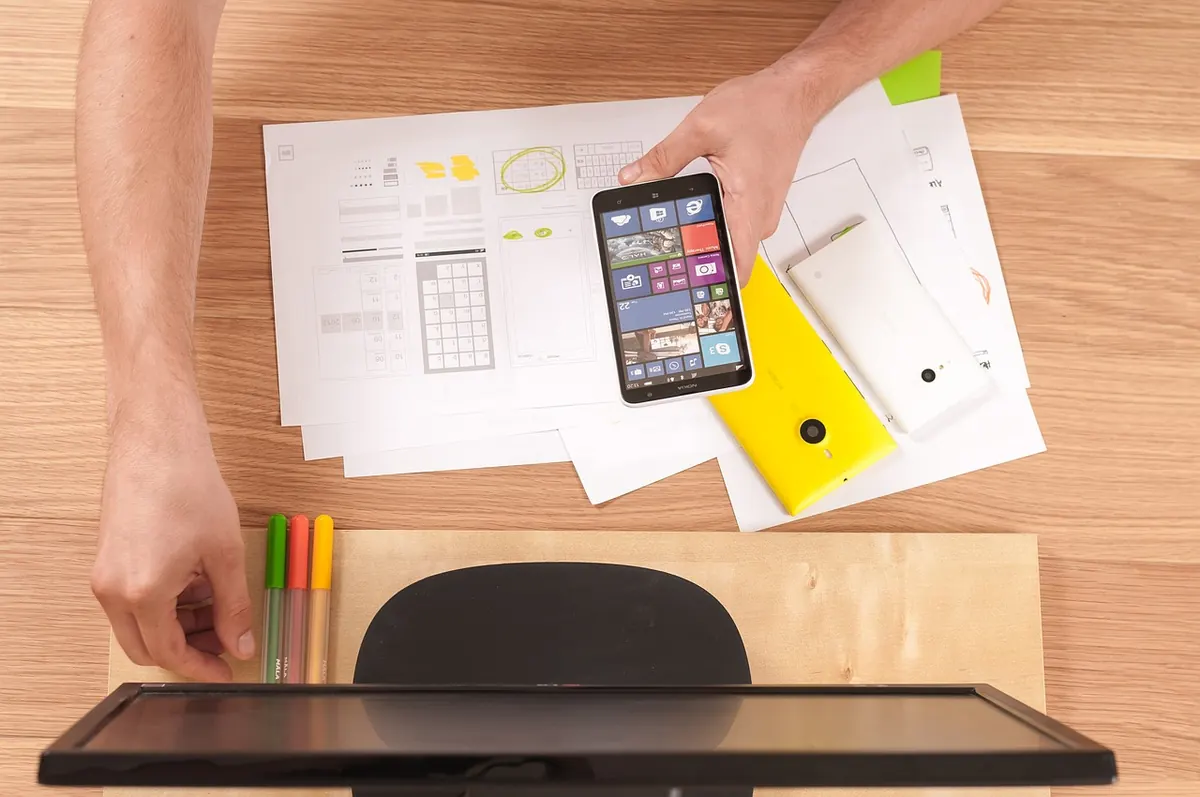 How to Prototype a Mobile App in One Day: A Lean UX Sprint